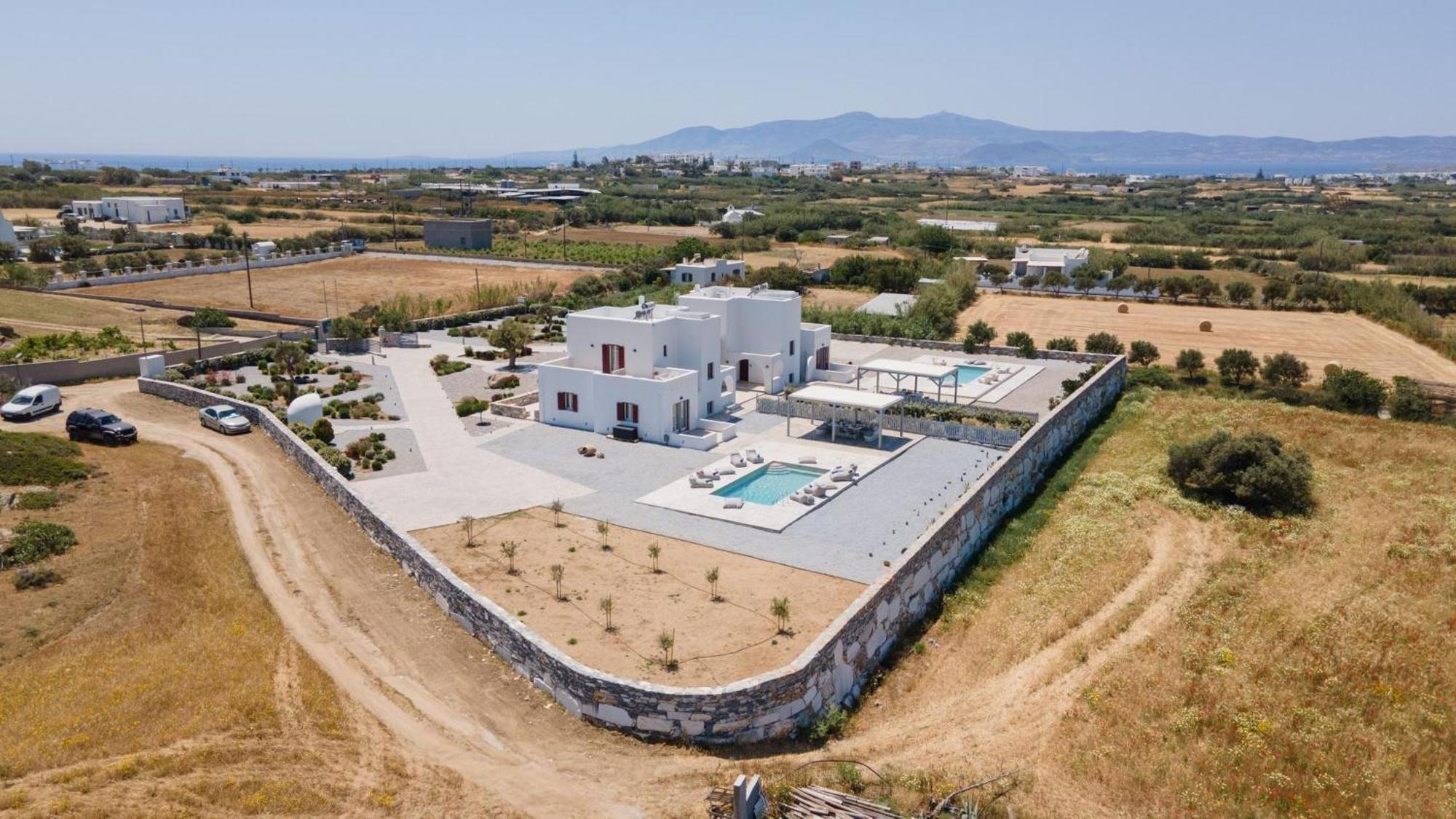 Olives Rocks Naxian Villas Agia Anna  エクステリア 写真